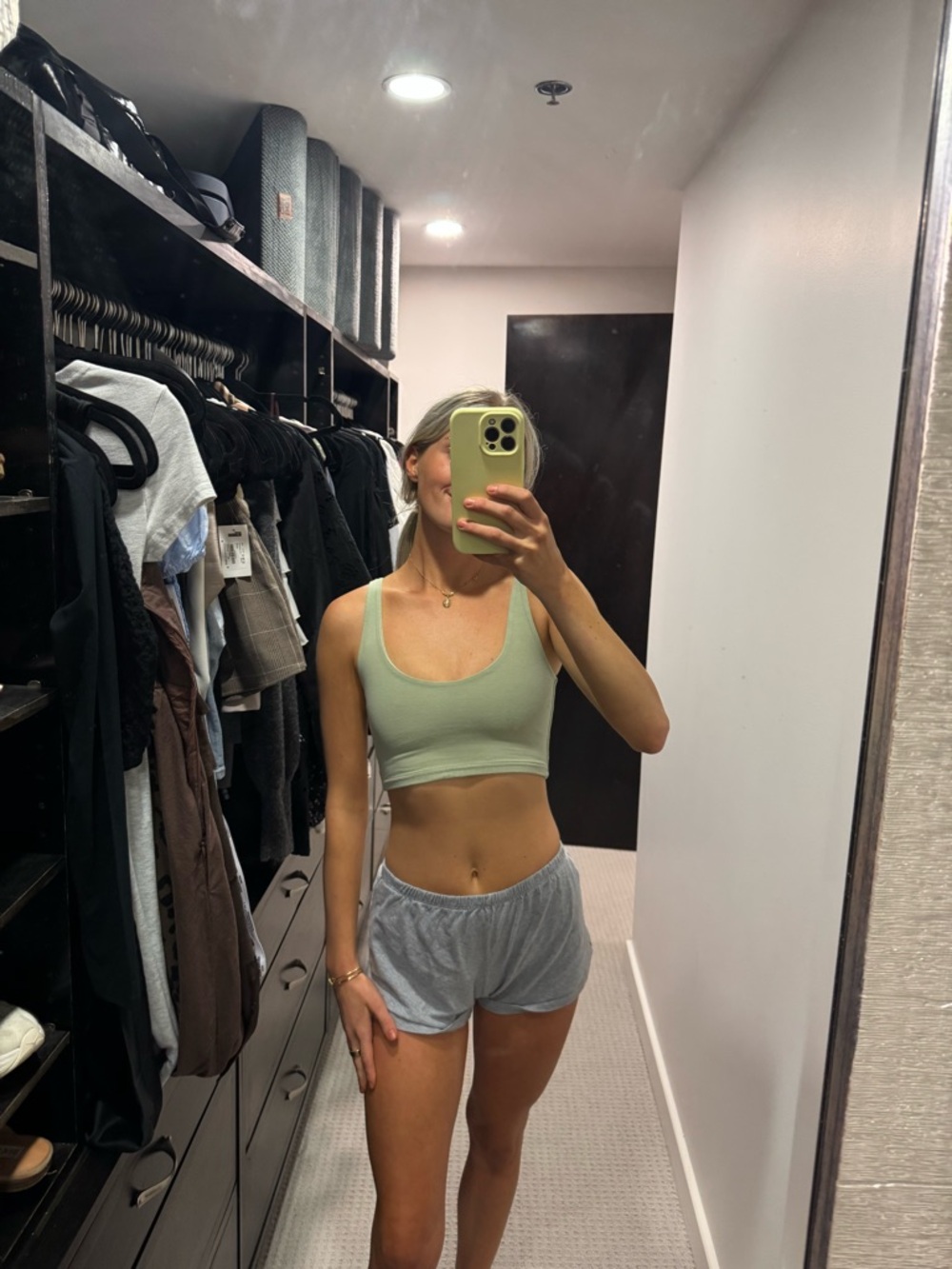 Brandy Melville John Galt Green Lydia Cropped Tank Top - ONE SIZE